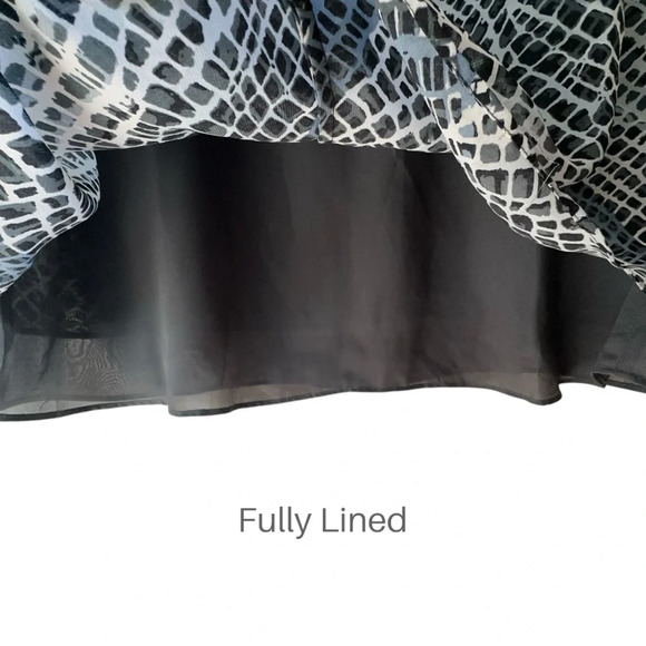 BANANA REPUBLIC NWOT LAYERED OPEN BACK TANK TOP BLOUSE GRAY BLACK | MEDIUM - Picture 4 of 8